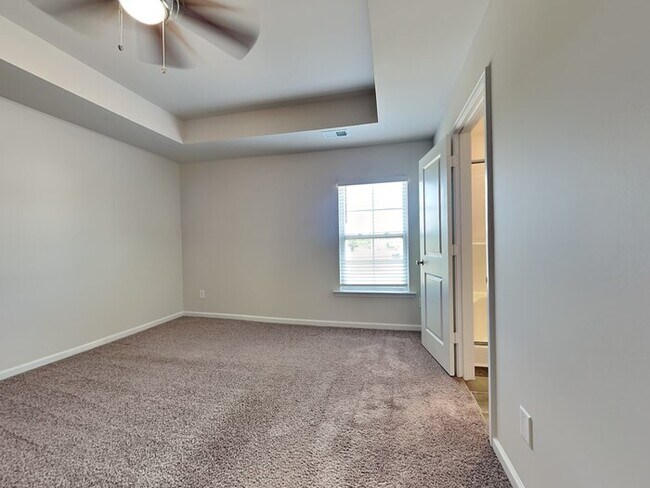 Building Photo - Apply Today! Burnside Farms!! Near USC, I-77