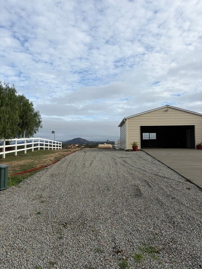 Building Photo - 40528 Calle Cancion