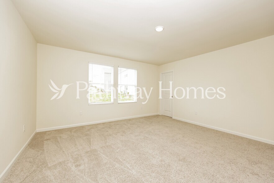 Building Photo - 1069 Large Poppy Dr