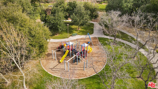 Building Photo - 4016 Cam Plano