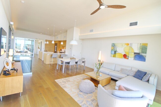 Building Photo - Modern Elegancy at Makali'i in Wailea – Fi...