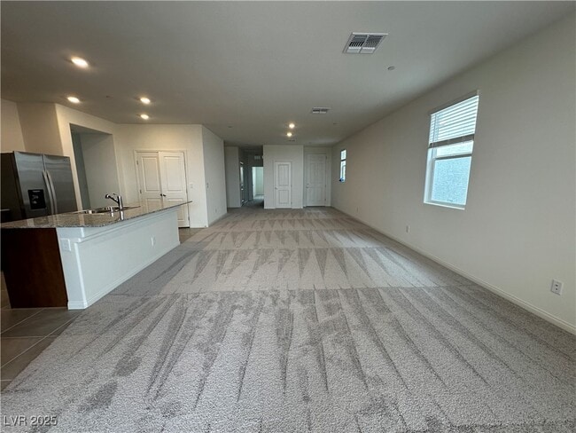 Building Photo - 5548 Hill Spire St