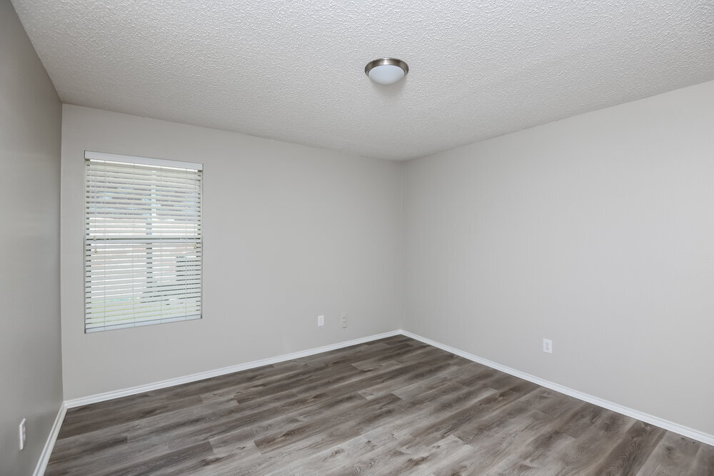 Building Photo - 1625 Creekridge Ct