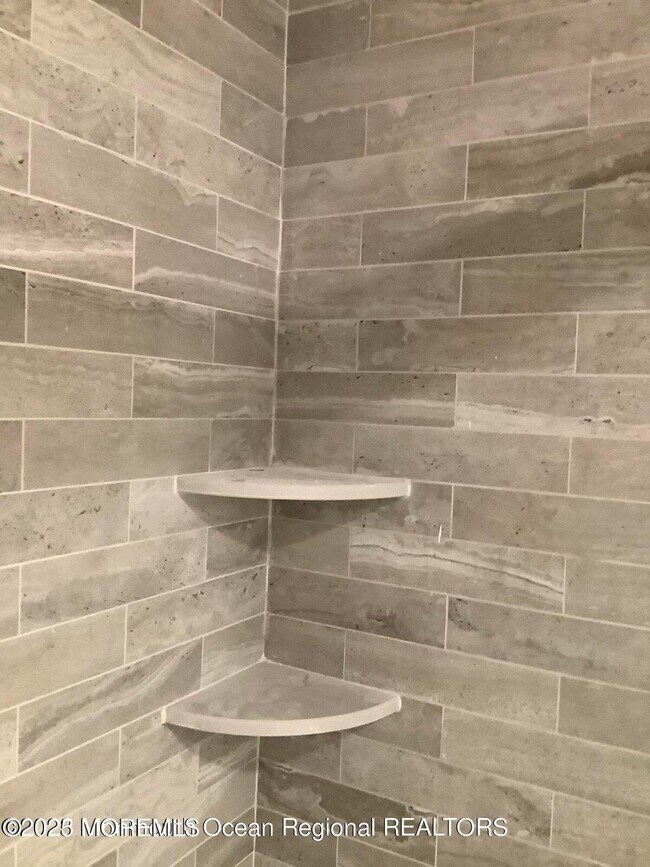 Building Photo - 506 Harding Rd