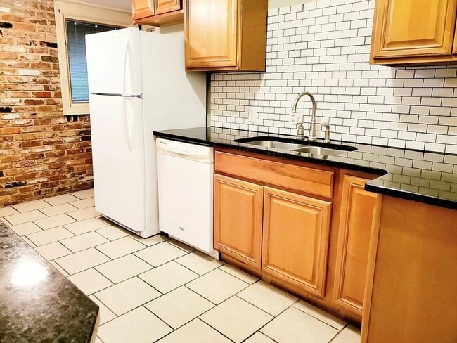 Building Photo - 1841 Ohio Ave