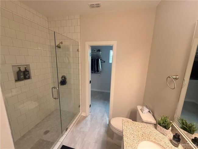 Building Photo - 18 Retama St