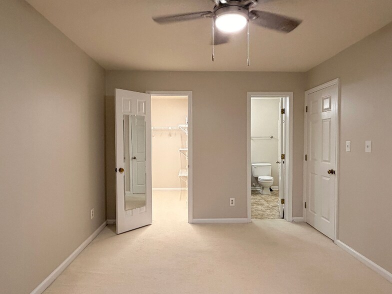 Building Photo - 6140 Gray Gate Ln