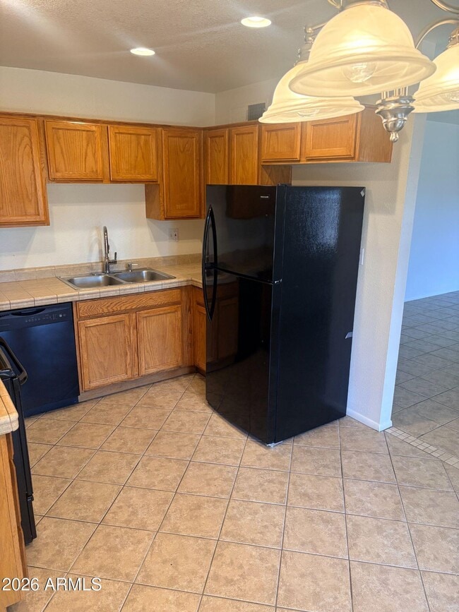 Building Photo - 1849 E 8th Ave