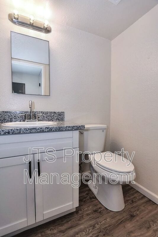 Building Photo - 5848 Alorn Ln