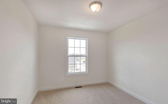 Building Photo - 1064 Old Trail Dr