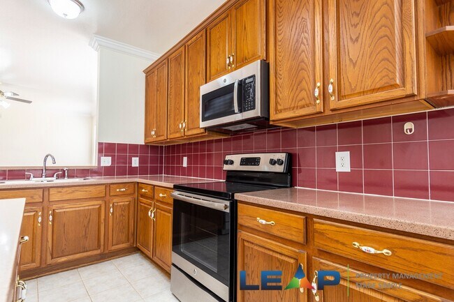 Building Photo - Beautiful home in Hurst-Euless-Bedford ISD