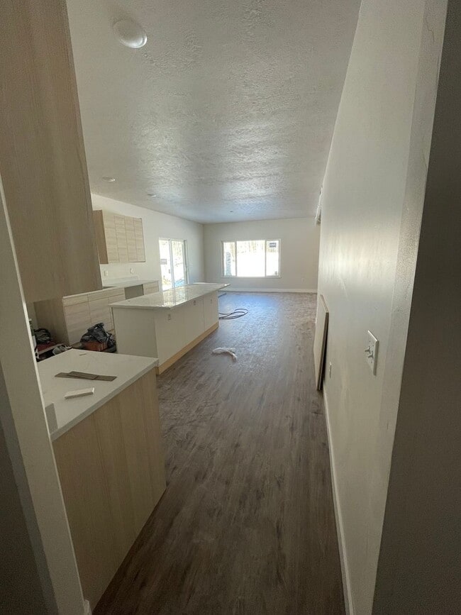 Building Photo - 7442 N Paw St