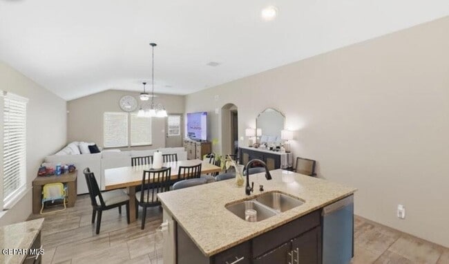 Building Photo - 14904 Tierra Coruna Ave