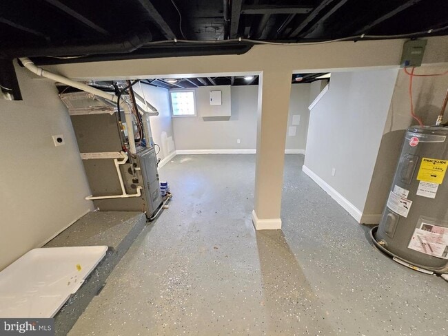 Building Photo - 3169 Ravenwood Ave