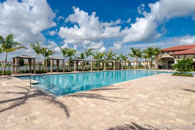 Building Photo - 10336 W 33rd Way