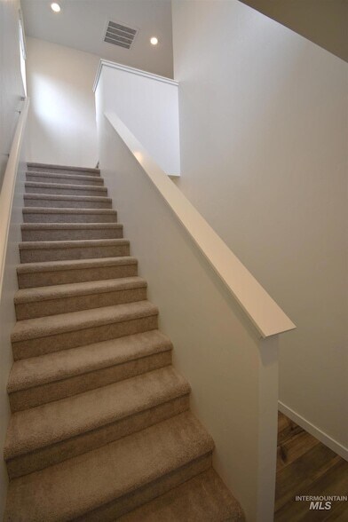 Building Photo - 8191 W Grey Alder Dr