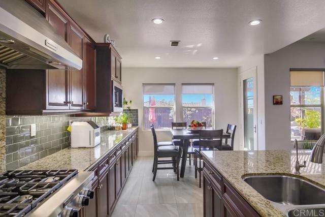Building Photo - 262 Avenida Loretta