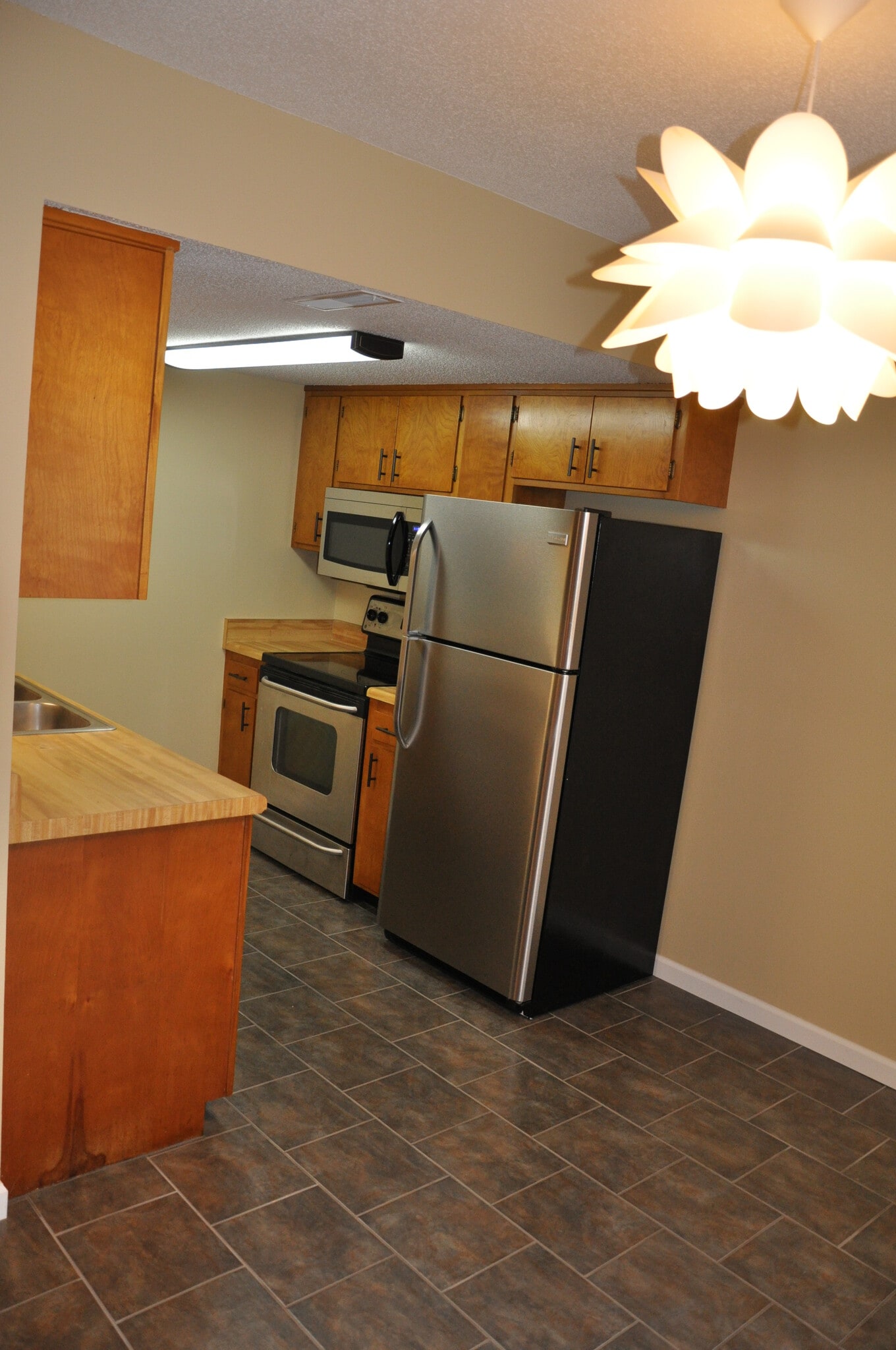 Building Photo - 3634 Monte Vista Dr