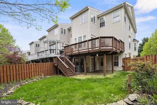 Building Photo - 1208 Cambria Terrace NE