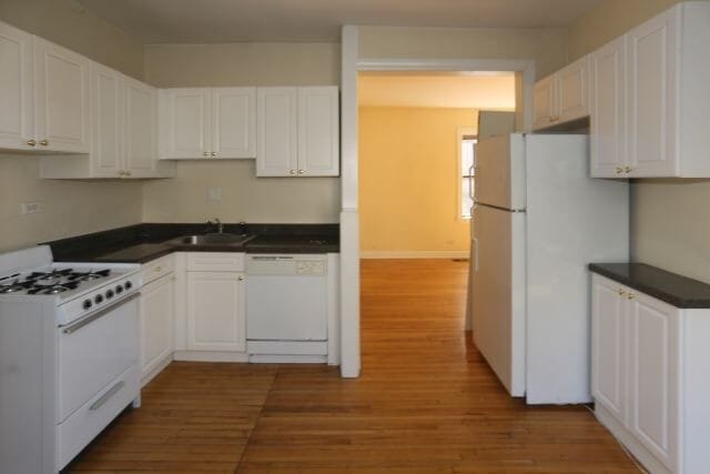 Building Photo - 3729.5 N Pine Grove Ave