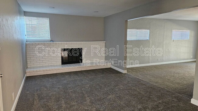 Building Photo - 929 Jensen Cir