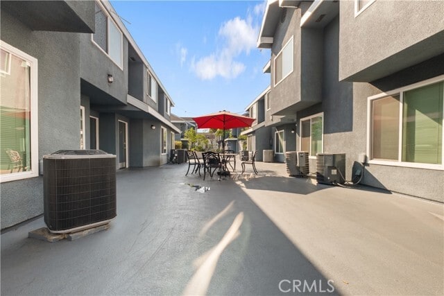 Building Photo - 2726 Menlo Ave