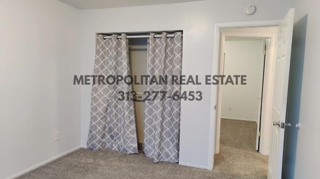 Building Photo - 6973 Chirrewa St