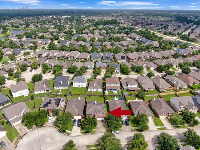 Building Photo - 30327 Deleon Fields Dr