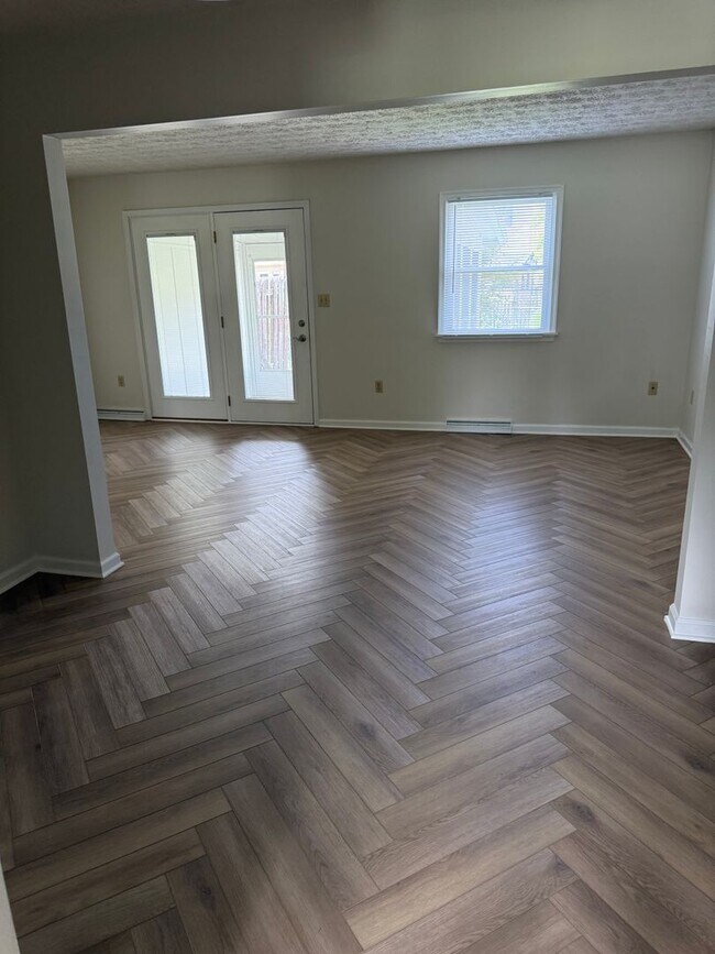 Building Photo - 30 William Penn Dr