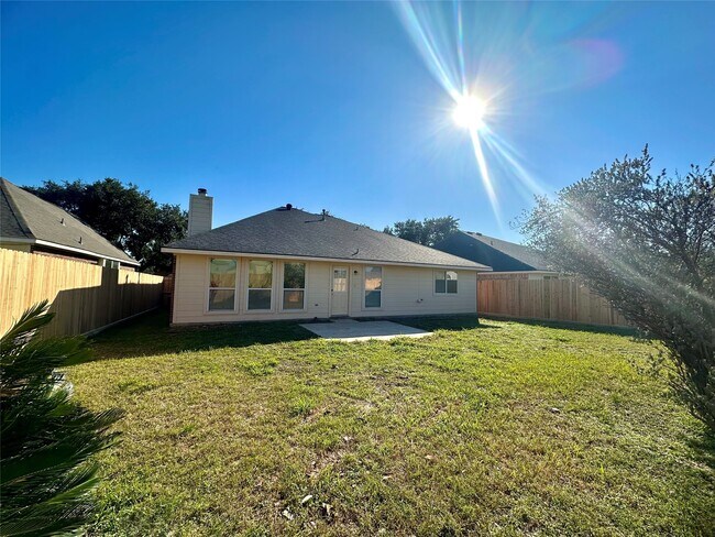 Building Photo - 18822 Appletree Ridge Rd