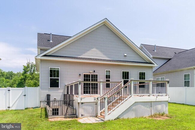 Building Photo - 12199 Aster Rd