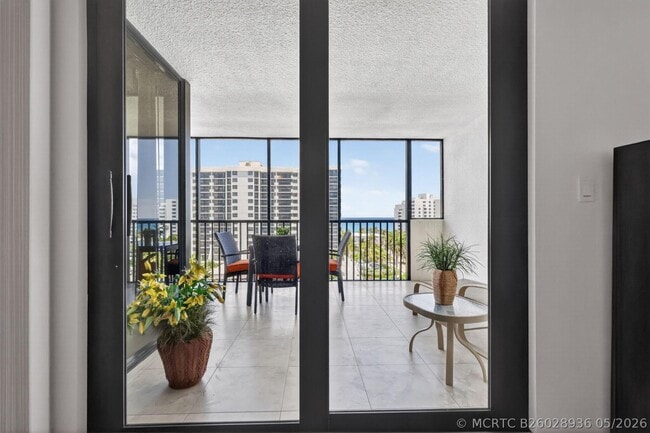 Building Photo - 3420 S Ocean Blvd