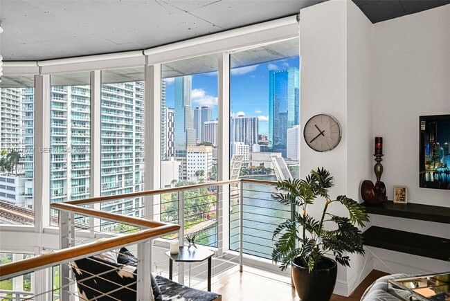 Building Photo - 690 SW 1st Ct