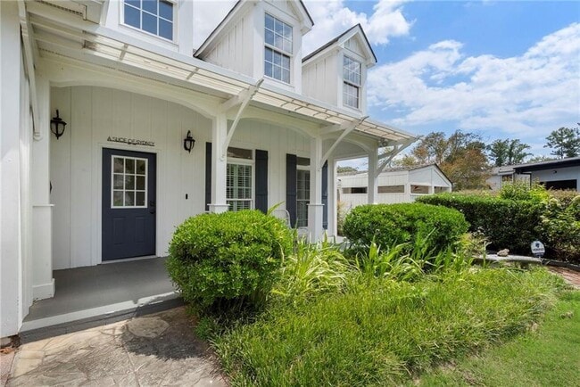 Building Photo - 61 View Point Dr