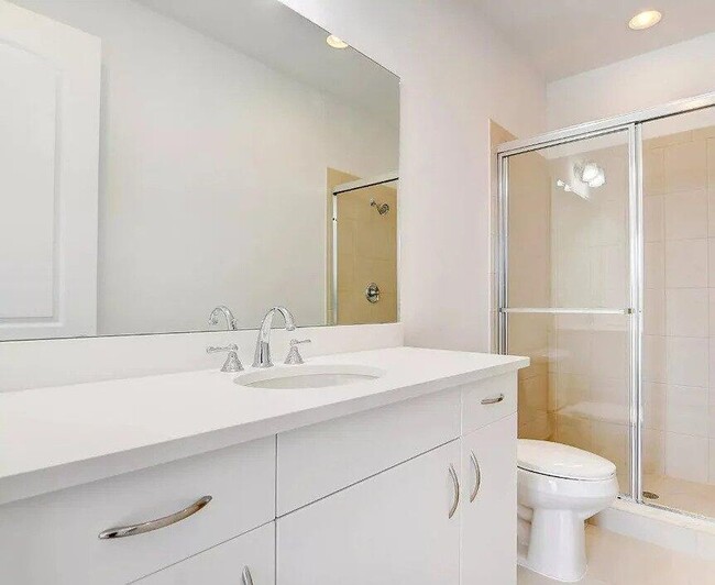 Building Photo - 6906 Pines Cir