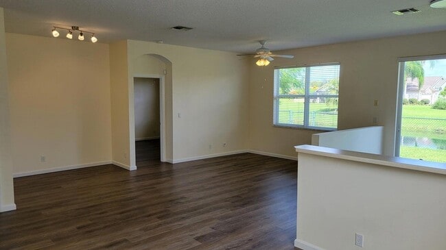 Building Photo - 1764 Pierside Cir