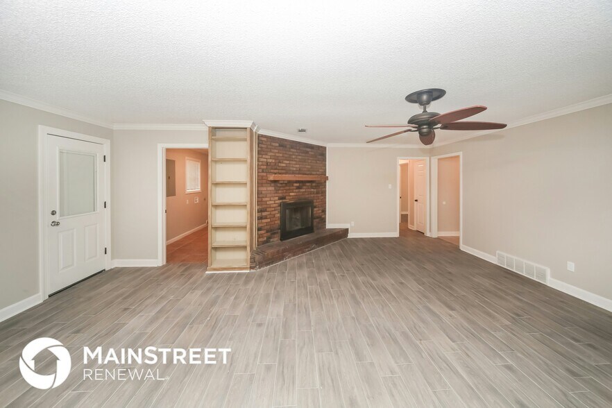 Building Photo - 7592 Millbridge Dr
