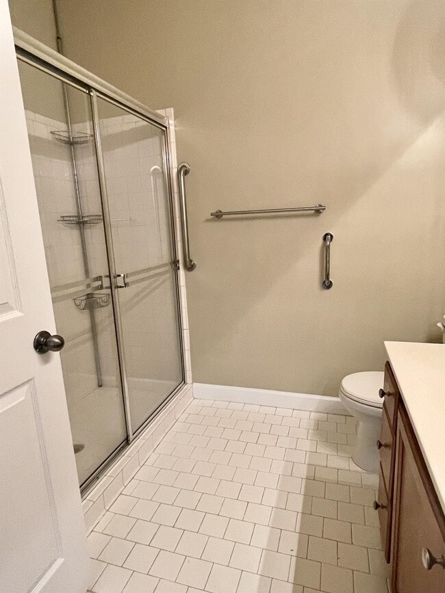 Building Photo - 212 Sterling Oaks Dr