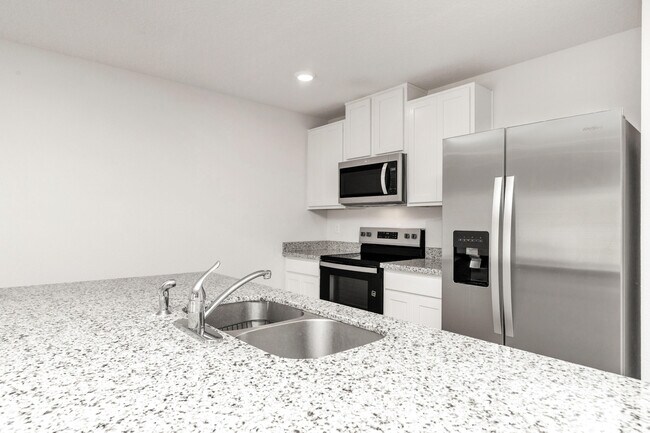 Building Photo - 3418 Phoenix Ct