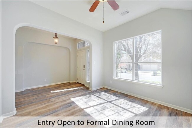 Building Photo - 2605 Salorn Way