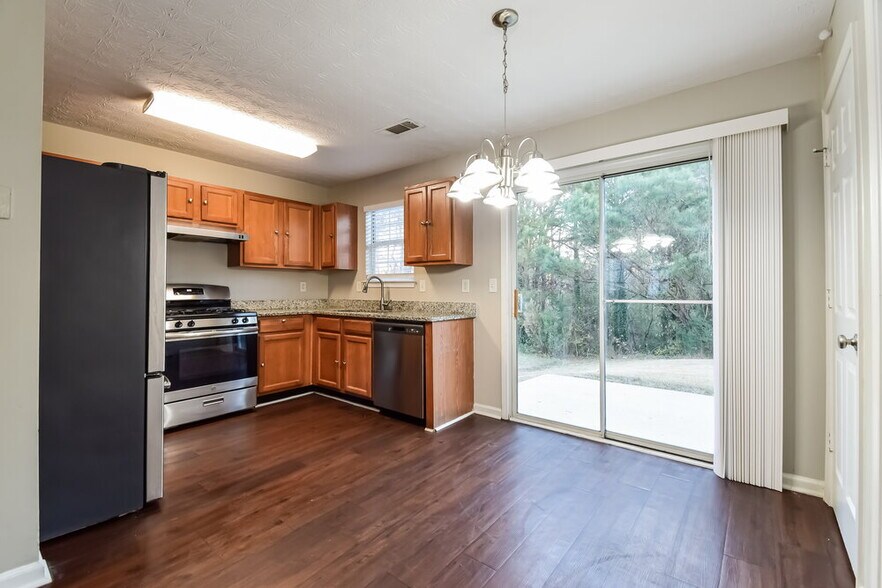 Building Photo - 343 Clearsprings Dr