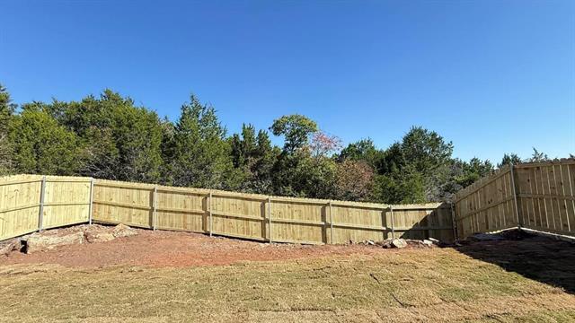Building Photo - 2615 Creekview Dr