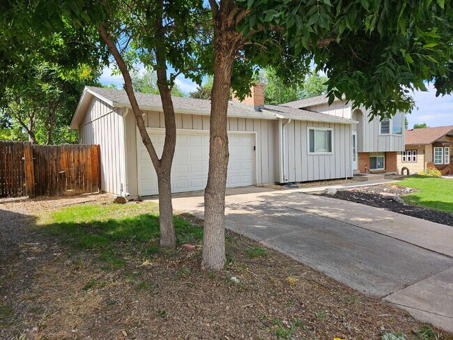 Building Photo - 7055 W Fremont Pl