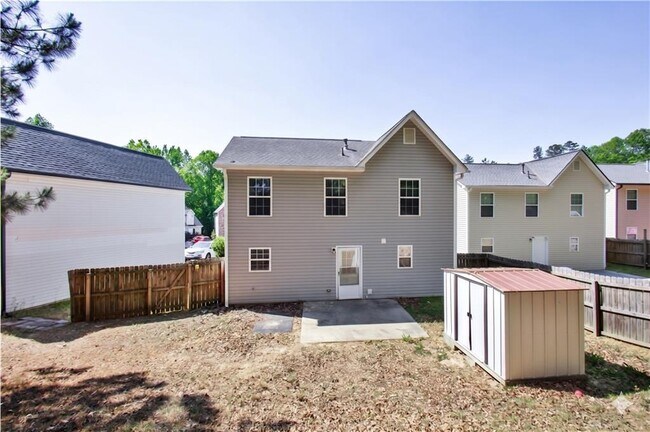 Building Photo - 119 Twin Pines Ct