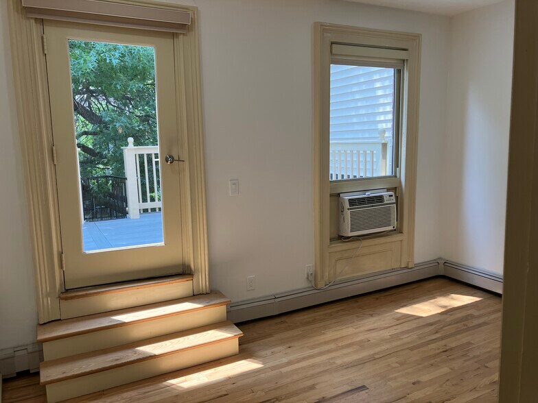 Bedroom - 143 Sussex St