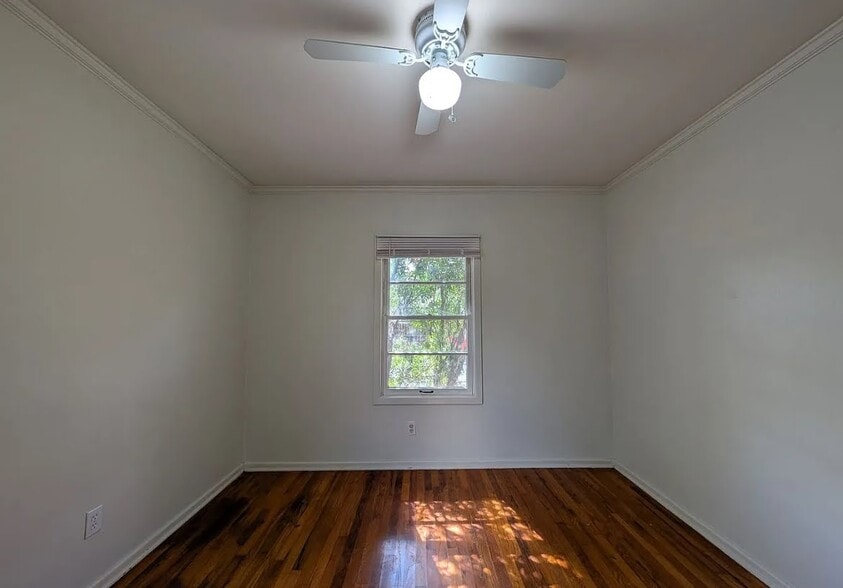 Building Photo - 890 Josephine St