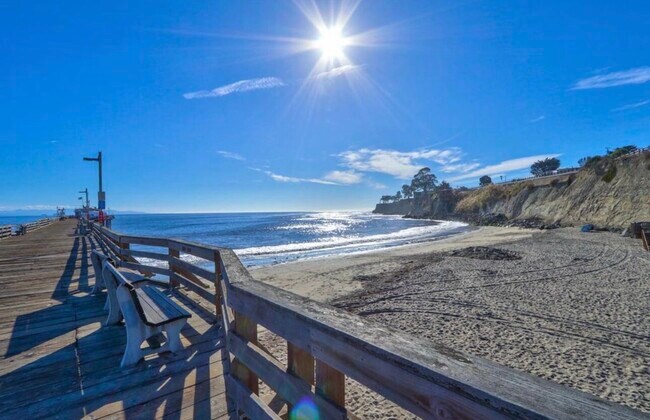 Building Photo - 1925 46th Ave