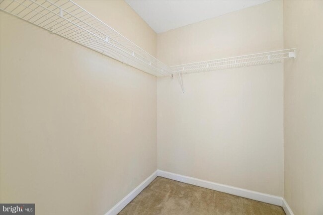 Building Photo - 4122 Orchard Ridge Blvd