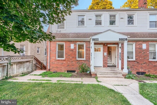 Building Photo - 8611 Flower Ave