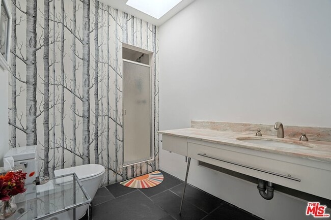 Building Photo - 2775 Rinconia Dr